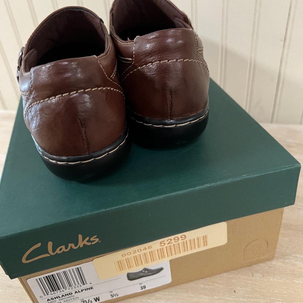 Clarks Ashland Alpine, 7.5 Wide - Picture 5 of 7